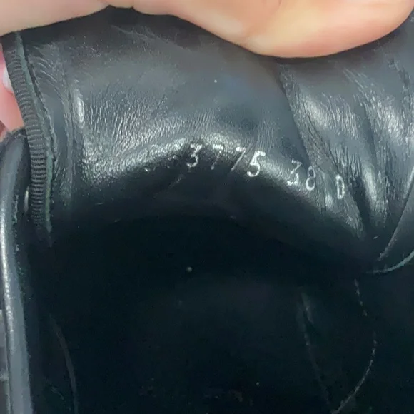 Alexander McQueen Black velvet sneakers - Picture 8 of 8